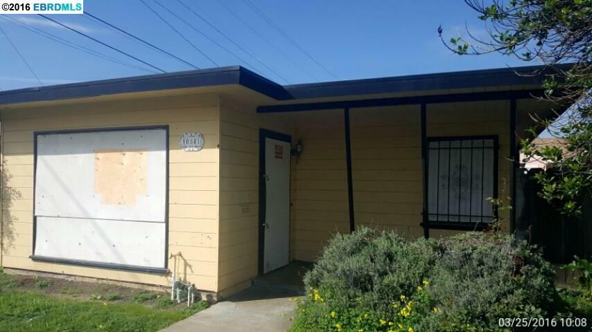 Property Photo:  10541 Link St  CA 94603 