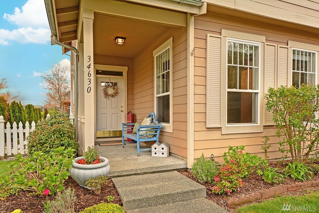 Property Photo:  34630 SE Kinsey St  WA 98065 