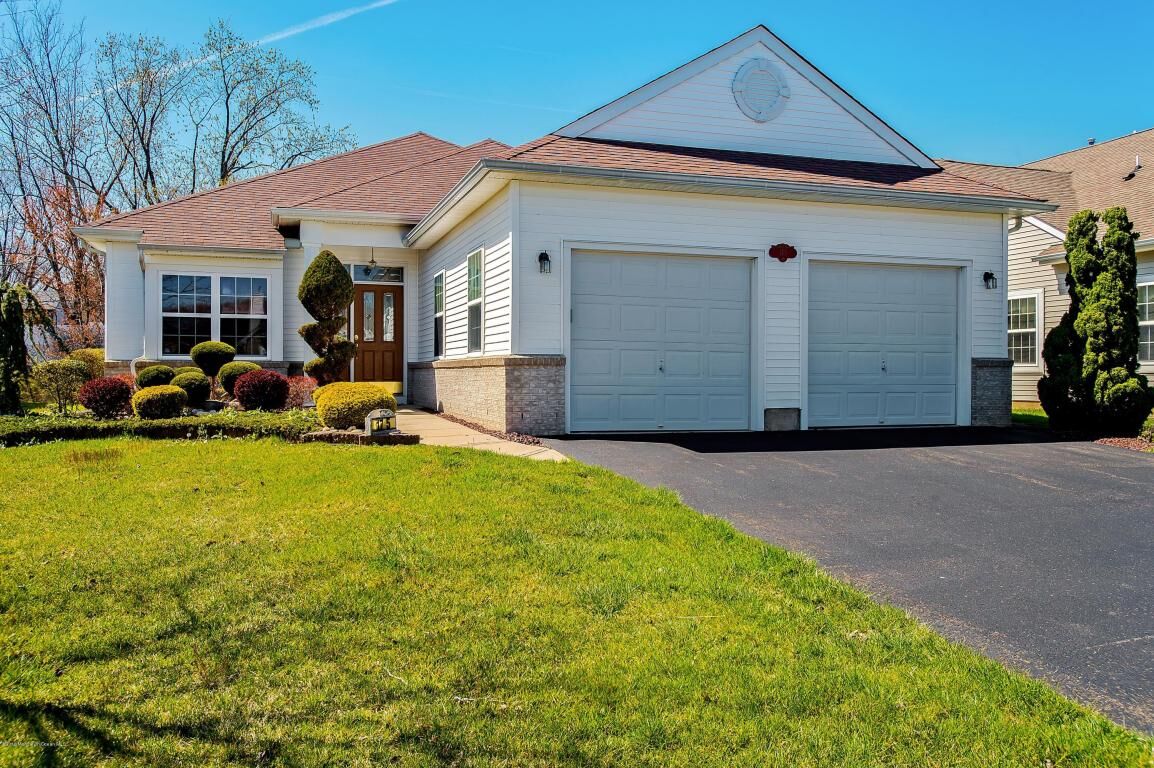 Property Photo:  175 Valencia Drive  NJ 08831 