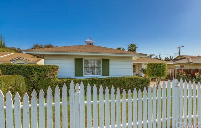 Property Photo: 1922 W 15th Street CA 92706