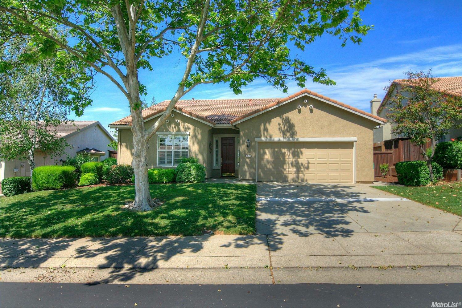 Property Photo:  3028 Crestwood Way  CA 95765 