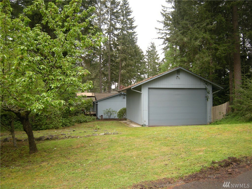 Property Photo:  191 E Channel Dr  WA 98524 