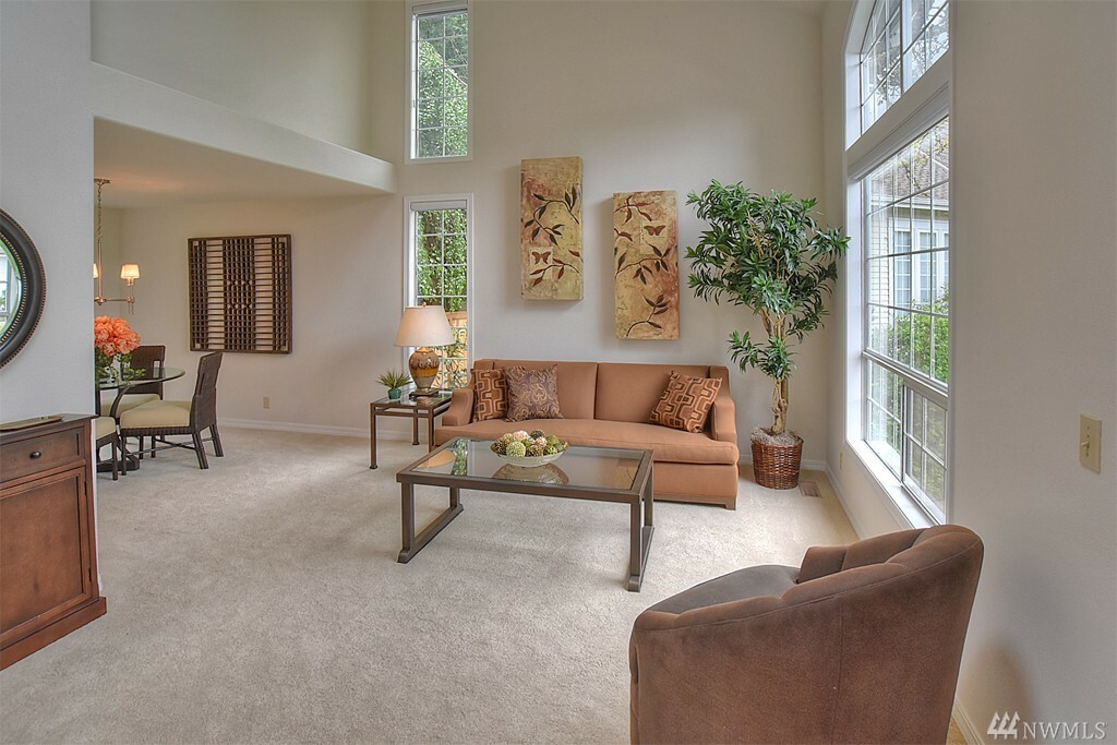 Property Photo: 25743 SE 40th St WA 98029