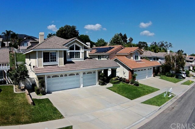 Property Photo:  2330 Bloomfield Lane  CA 92882 