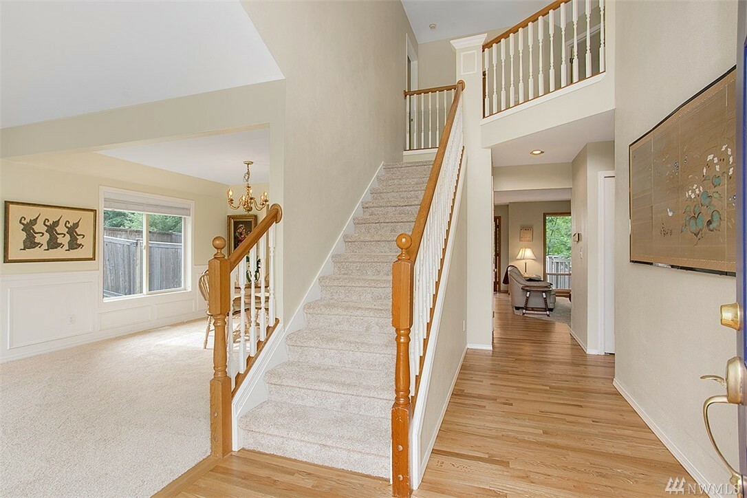 Property Photo: 12144 SE 74th Ct WA 98056