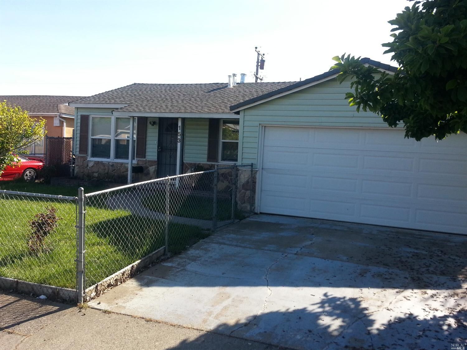 Property Photo: 153 Simonton Street CA 94589