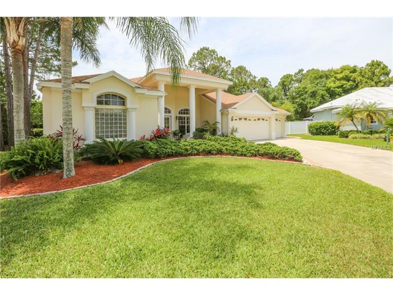 Property Photo:  1034 Hunters Place  FL 34677 