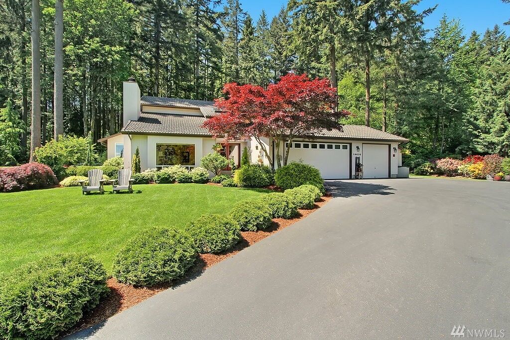 Property Photo: 19610 89th Ave SE WA 98296