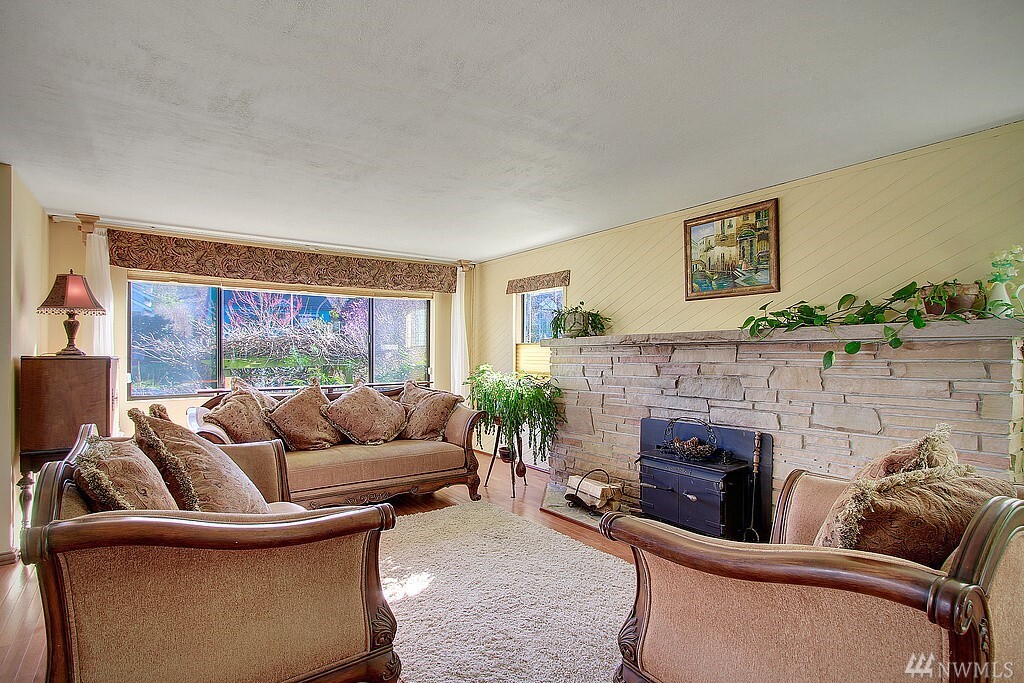 Property Photo: 3415 61st Ave SW WA 98116