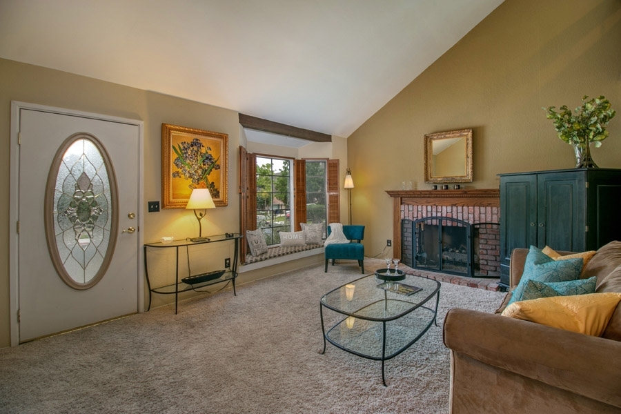 Property Photo: 2218 Knollview CA 91977