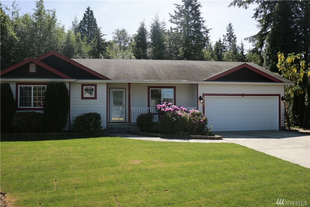 Property Photo: 4717 Bayshore Dr WA 98230