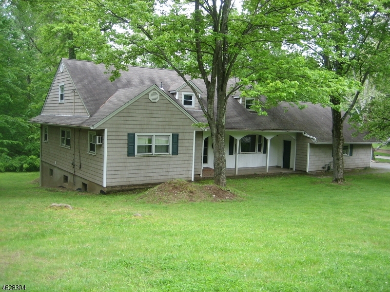 Property Photo: 87 Ridgeview Ter NJ 07470