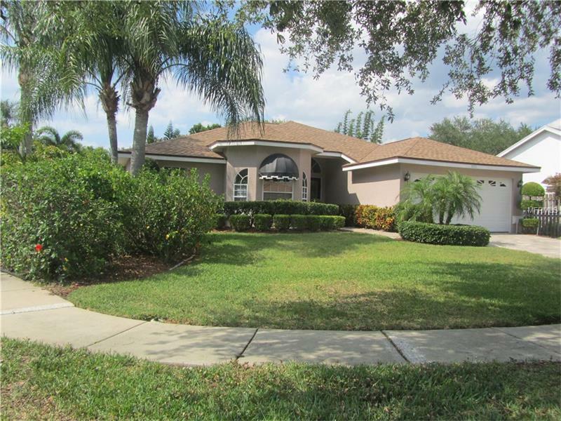 Property Photo:  805 Anchors Way  FL 34689 