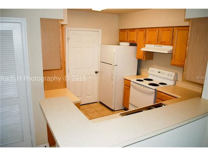 Property Photo:  1040 Villagio Circle 102  FL 34237 