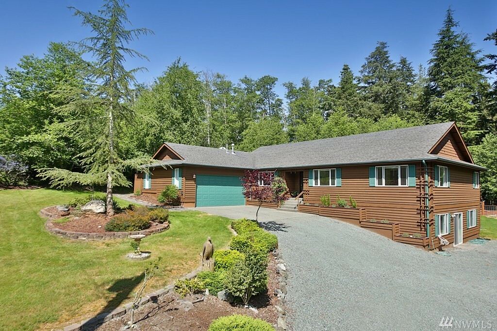 Property Photo:  3098 Spahr Rd  WA 98253 