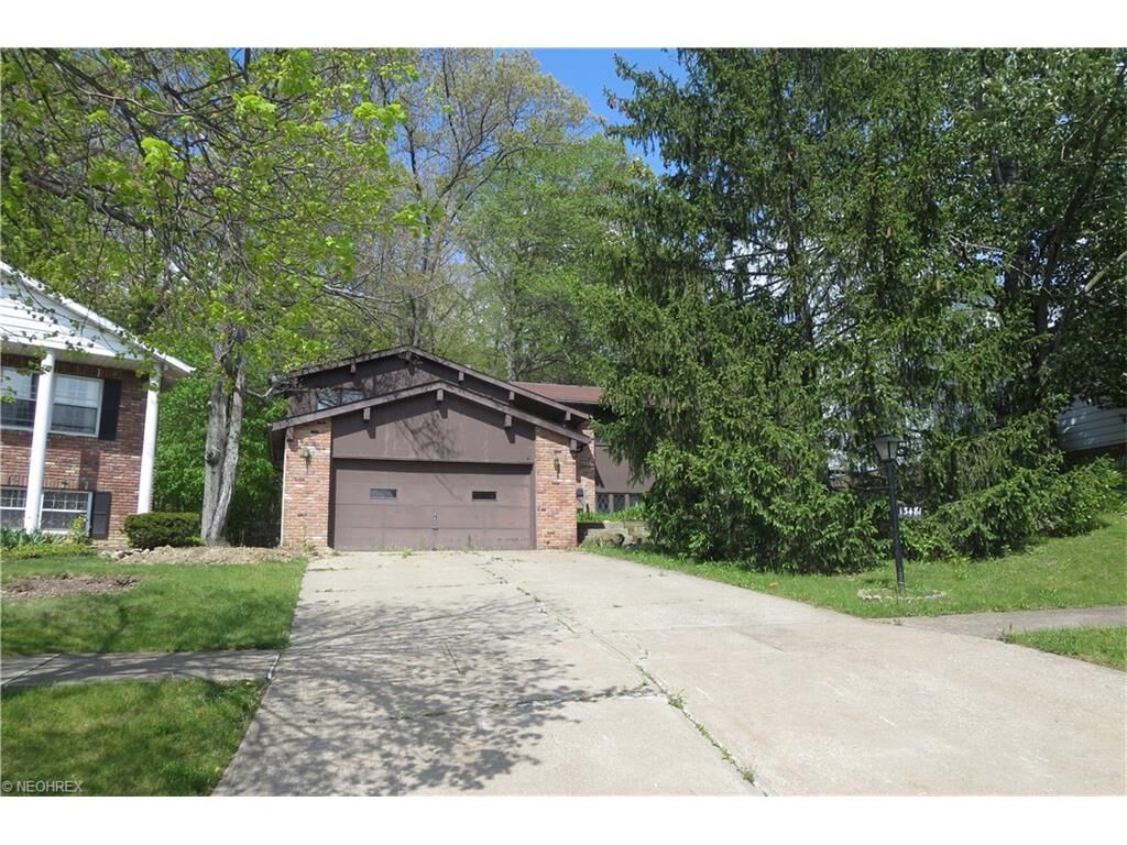 Property Photo:  13481 Sherwood Circle  OH 44125 