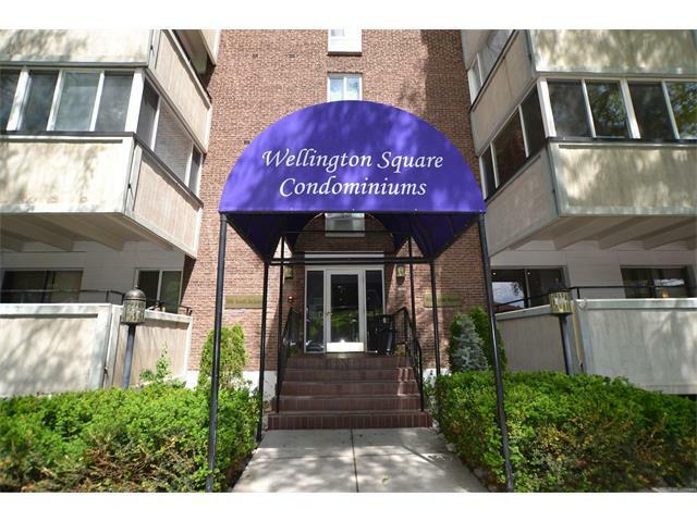 Property Photo: 1888 South Jackson Street Unit 801 CO 80210