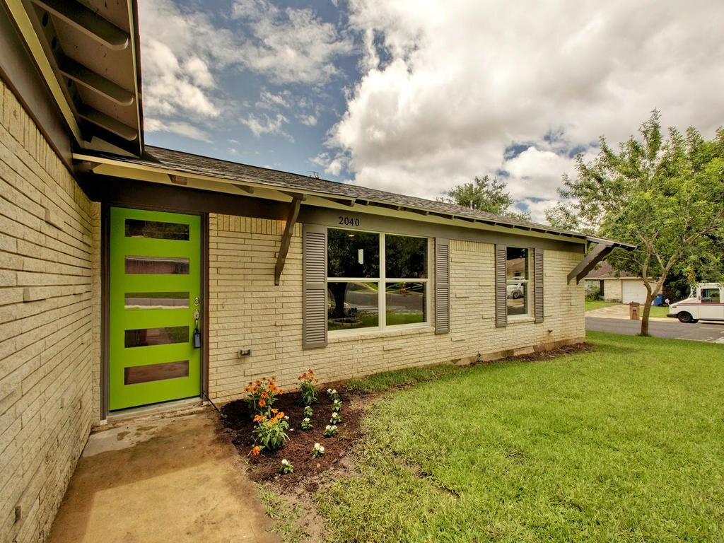 Property Photo:  2040 Northridge Drive  TX 78723 