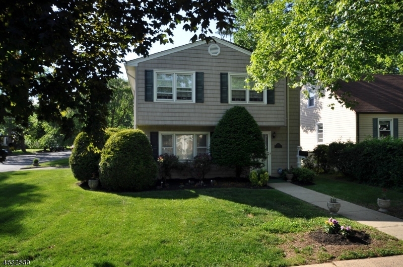 Property Photo:  1701 Front St  NJ 07076 