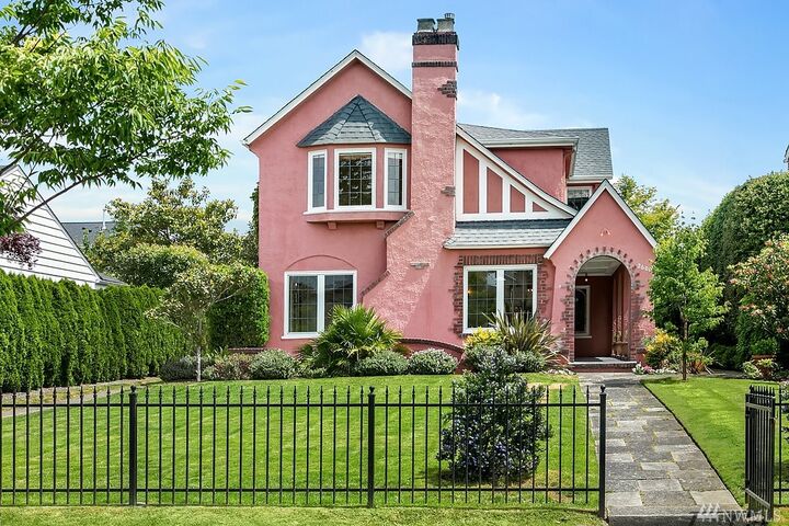 2600 40th Ave W  Seattle WA 98199 photo