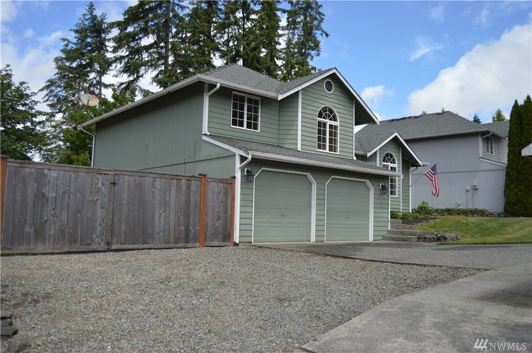 Property Photo: 25801 201st Ave SE WA 98042