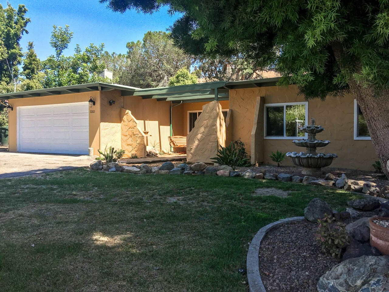 Property Photo: 1203 Monte Vista Dr. CA 92084