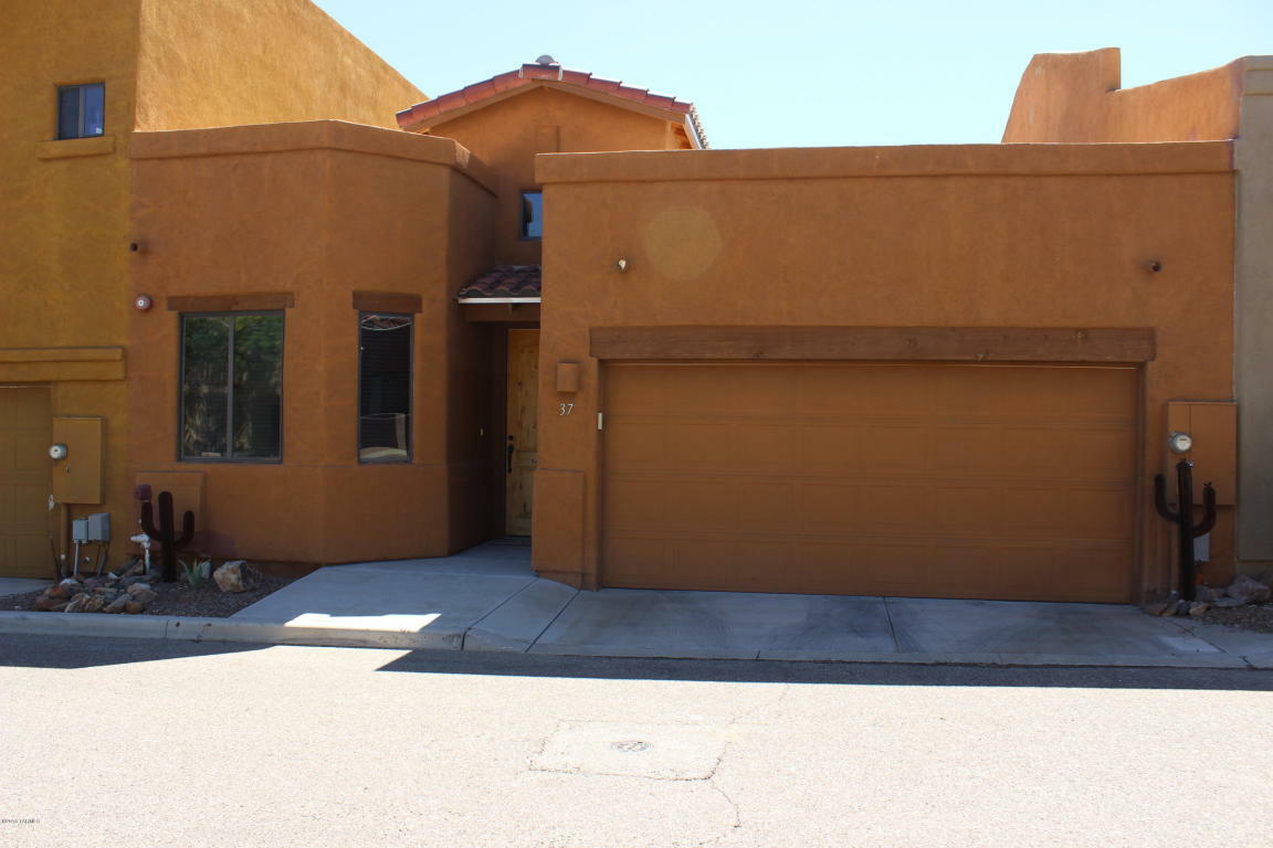 Property Photo:  37 S Crown Plaza  AZ 85641 