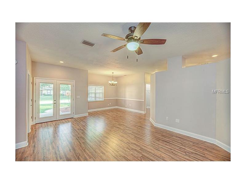 Property Photo:  4220 1st Avenue E  FL 34208 