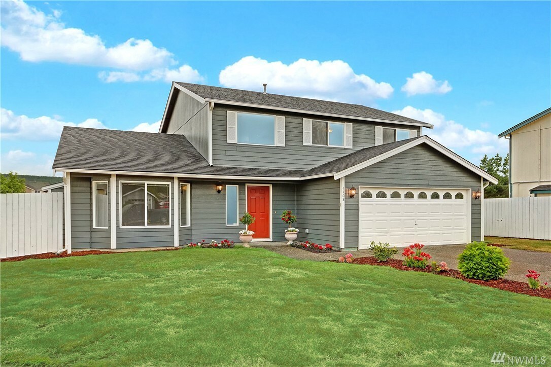 Property Photo: 1408 Headley Ave NW WA 98360