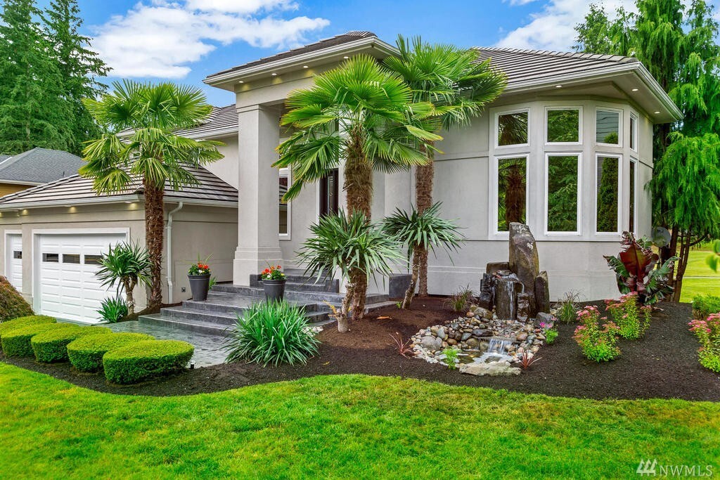 Property Photo:  20509 Island Pkwy E  WA 98391 