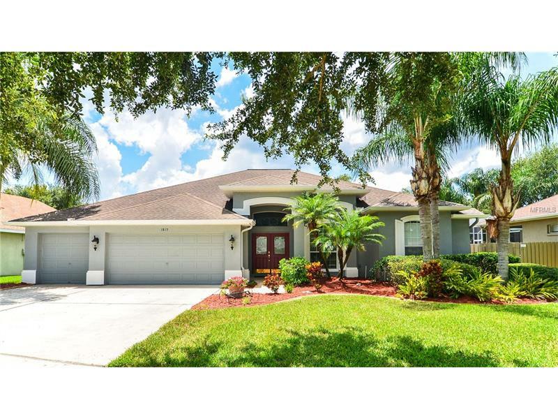 Property Photo:  1815 Flat Branch Court  FL 33594 