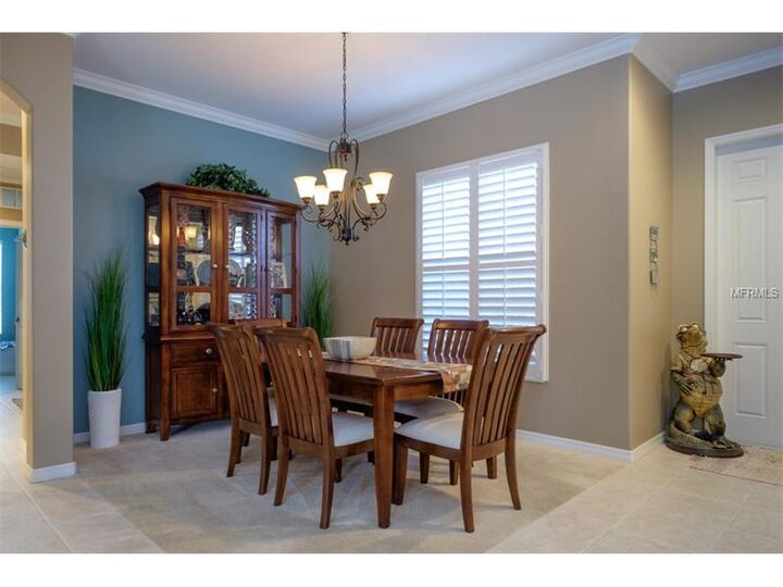 Property Photo:  319 Blackbird Court  FL 34212 