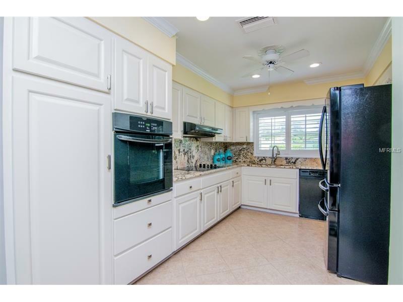 Property Photo:  10812 Carrollwood Drive  FL 33618 