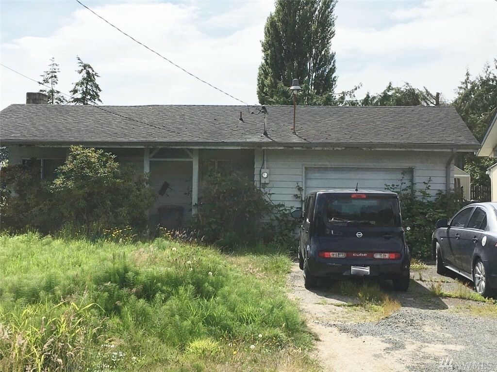 Property Photo:  709 Coolidge Rd  WA 98520 