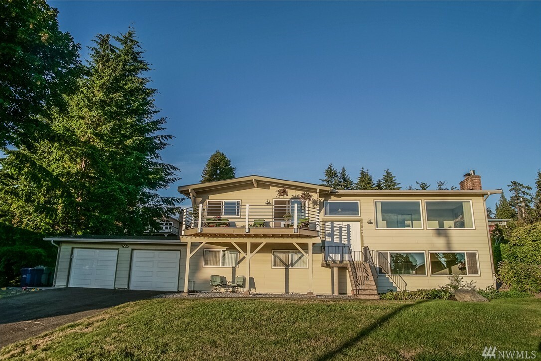 Property Photo: 29864 11th Ave SW WA 98023