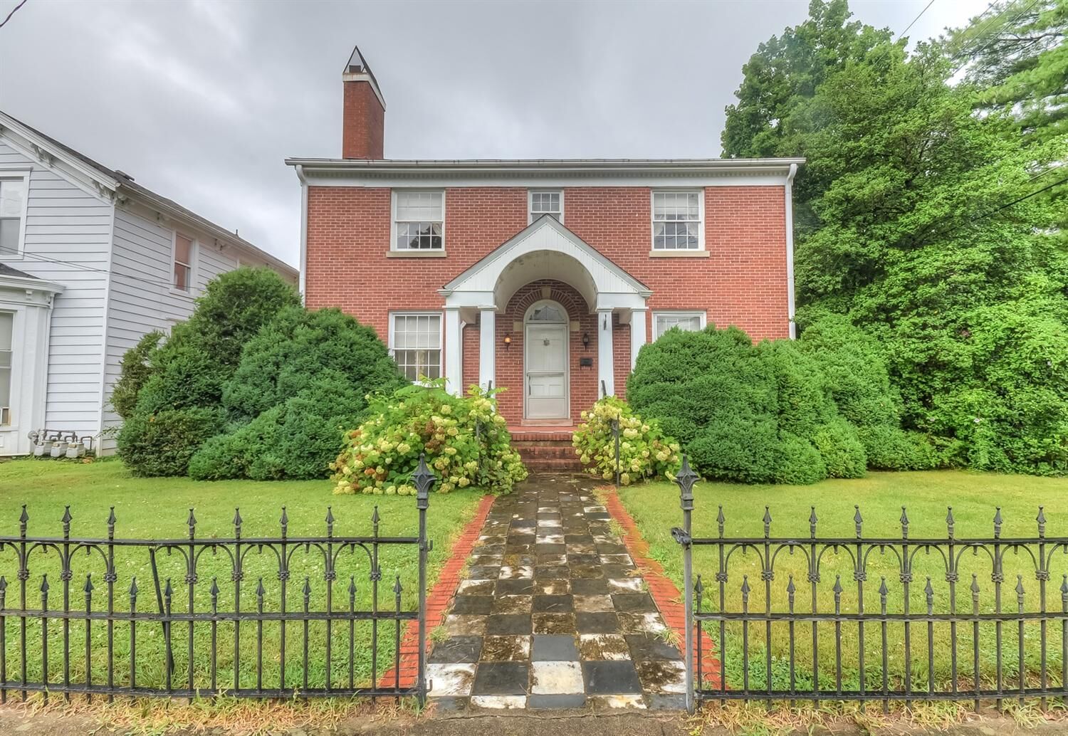 Property Photo: 518 West Main Street KY 40475