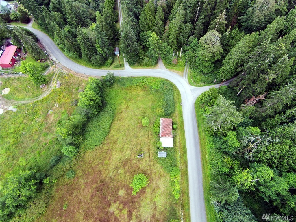 Property Photo: 97 Livingston Bay Rd WA 98282