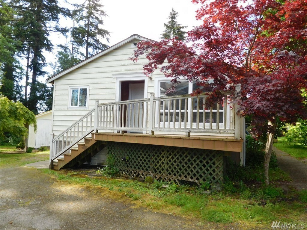 Property Photo:  7717 Grant Dr  WA 98203 