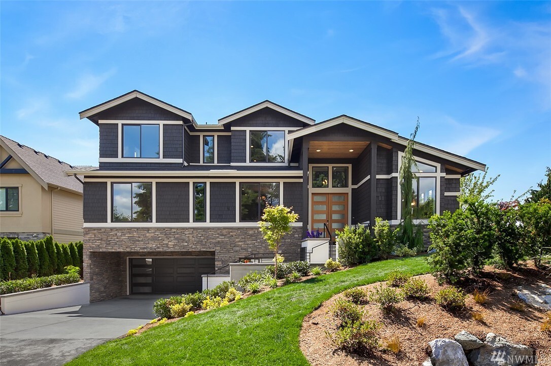 Property Photo: 733 96th Ave NE WA 98004
