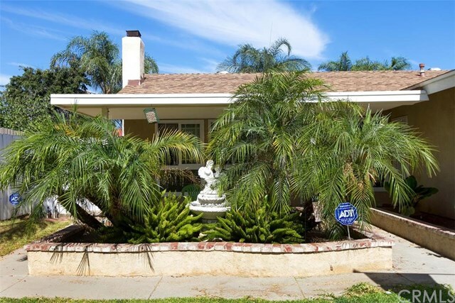 Property Photo:  2086 Conejo Street  CA 92882 