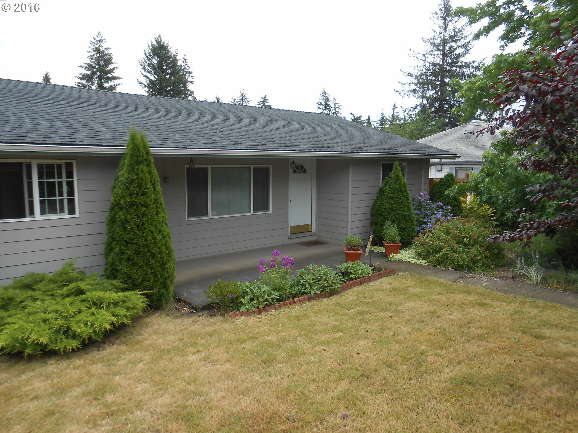 Property Photo:  2300 SE 137th Ave  OR 97233 