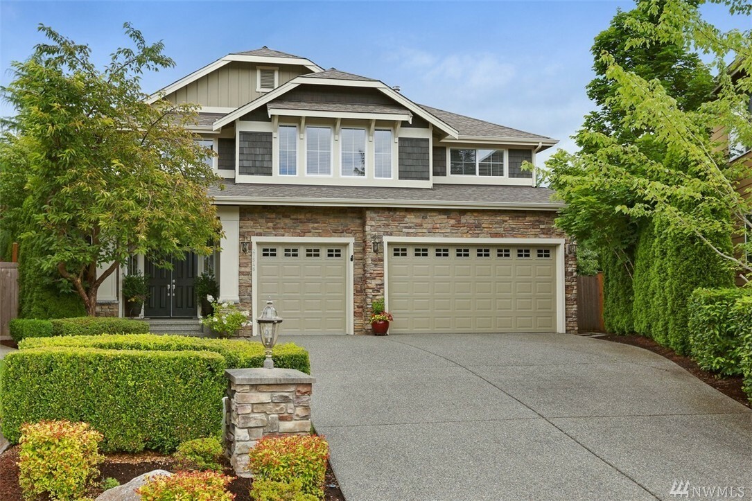 Property Photo:  27548 SE 28th Ct  WA 98075 