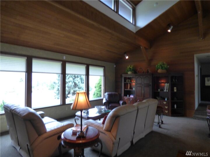 Property Photo:  165 Viewmont Dr  WA 98840 