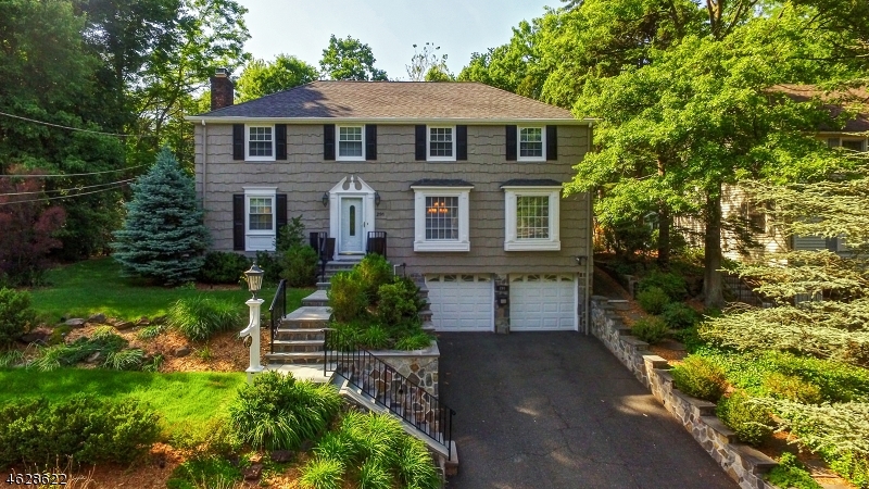 Property Photo:  291 Partridge Run  NJ 07092 