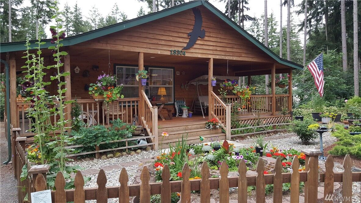 Property Photo:  18304 Blue Hills Dr SE  WA 98597 