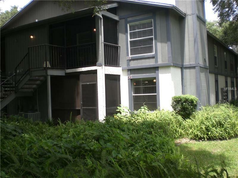 Property Photo:  3961 Dream Oak Place 101  FL 33613 