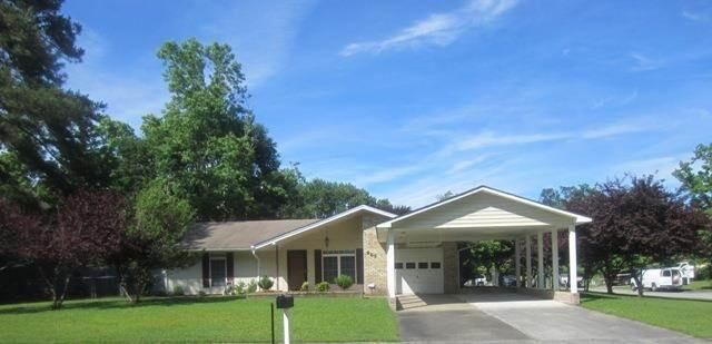 Property Photo:  403 Estate Drive  NC 28540 