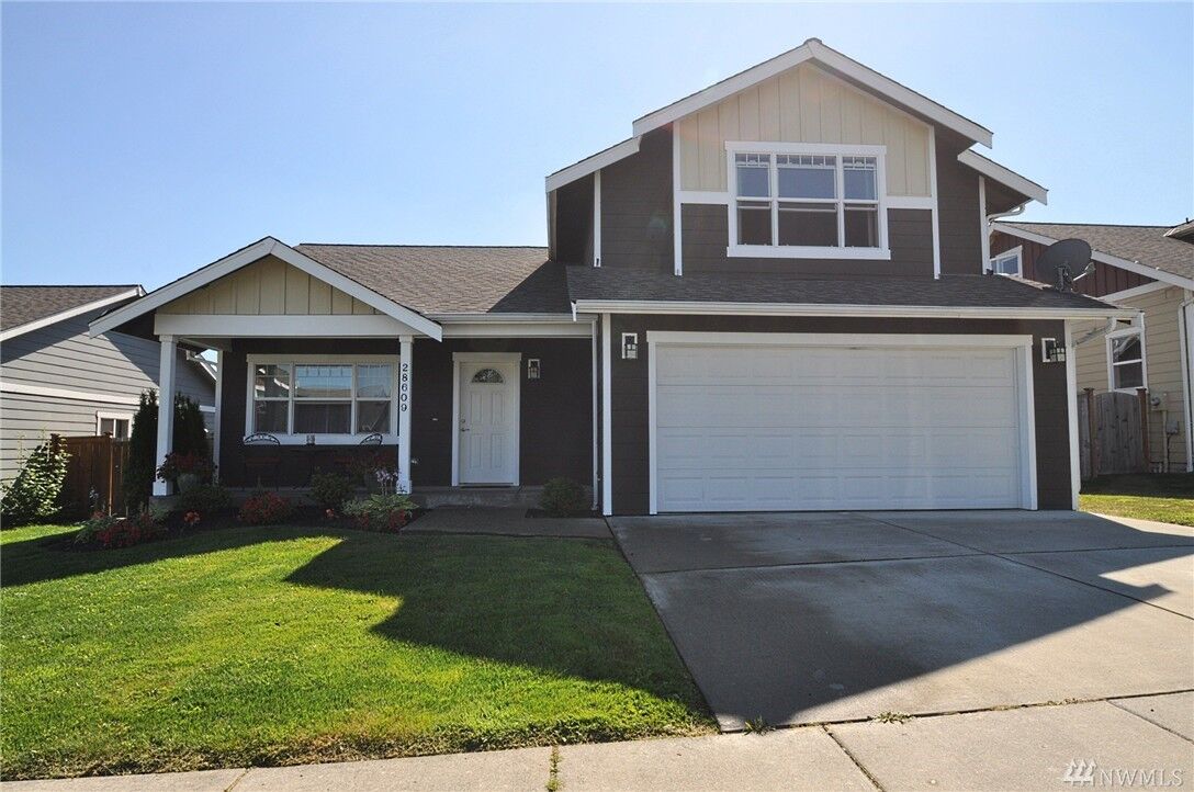 Property Photo: 28609 74 Dr NW WA 98292