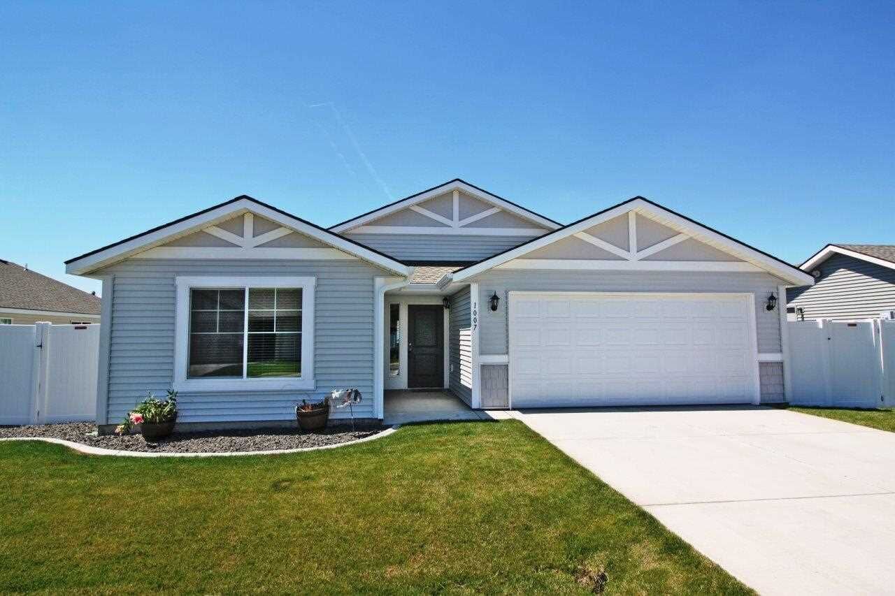 Property Photo:  1007 N Marcus Ln  WA 99216 