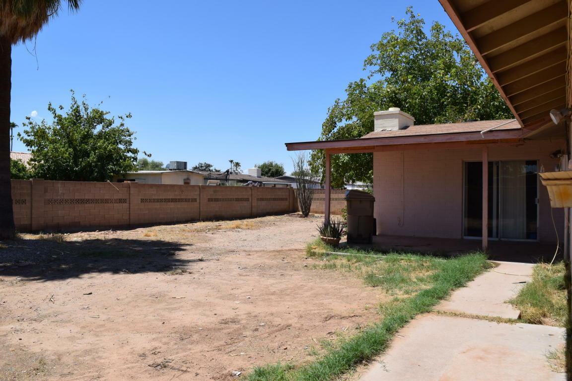 Property Photo:  233 E La Mar Boulevard  AZ 85338 